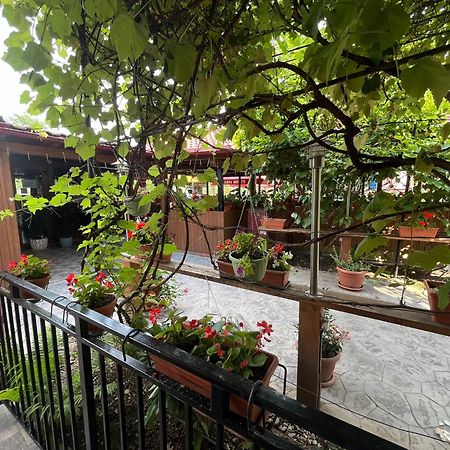 Kilometru108 Hotel Leordina Ngoại thất bức ảnh
