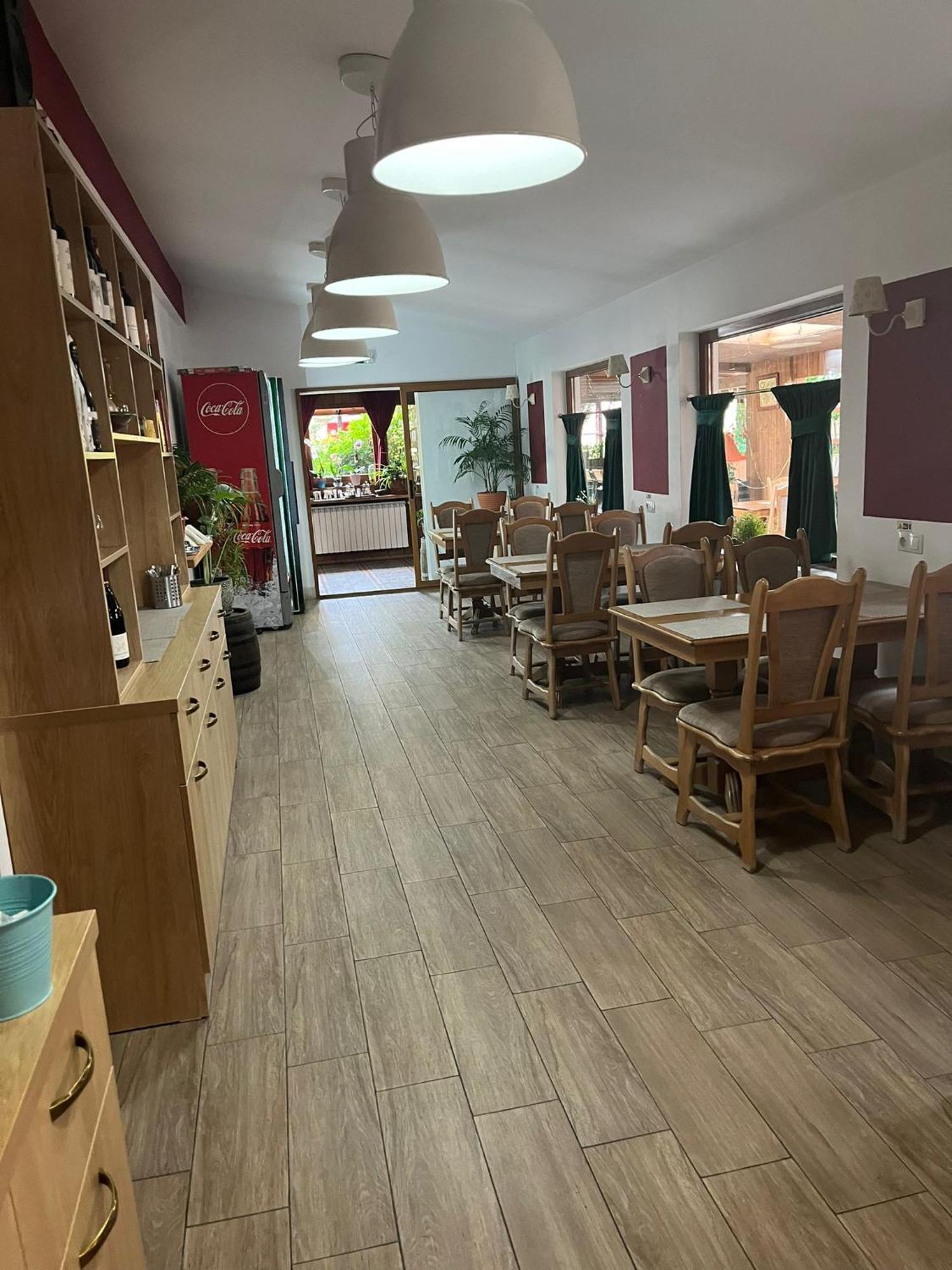 Kilometru108 Hotel Leordina Ngoại thất bức ảnh